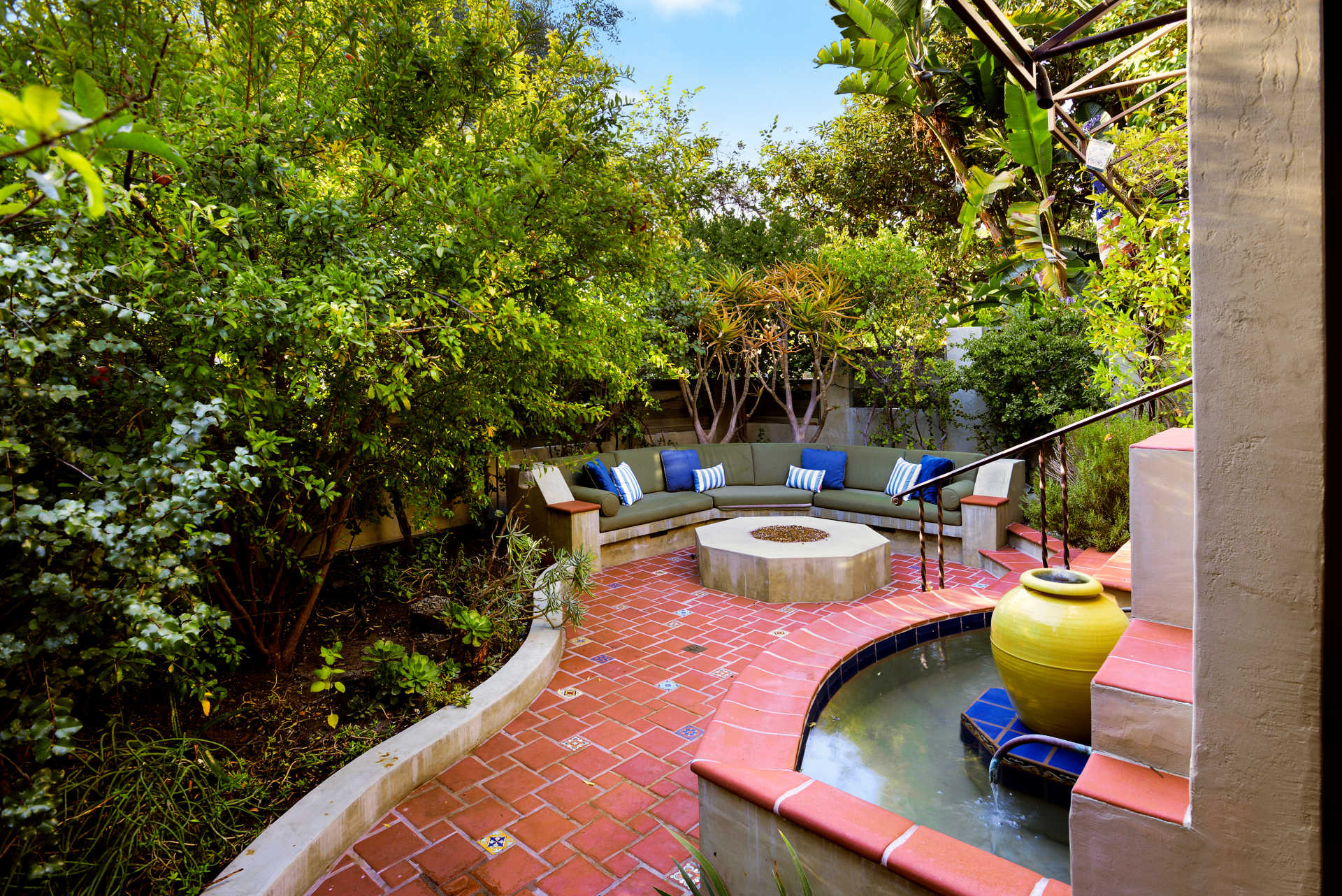 346 Westbourne drive