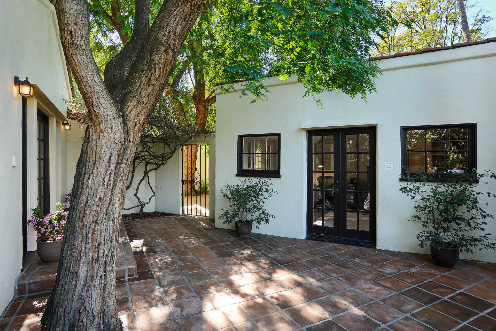 10428 Valley Spring Lane