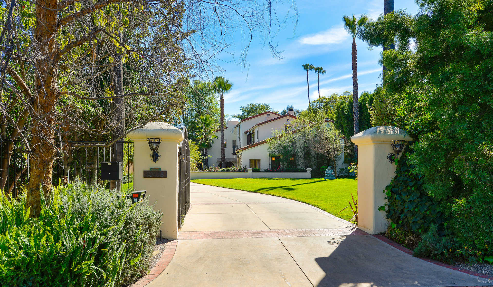 10428 Valley Spring Lane